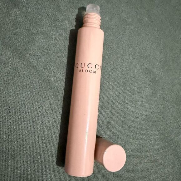 GUCCI BLOOM PERFUME – TRAVEL SIZE ELEGANCE - Picture 5 of 14